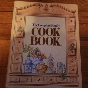 Vintage The Complete Family Cook Book Illustrated 1972 Binder Style